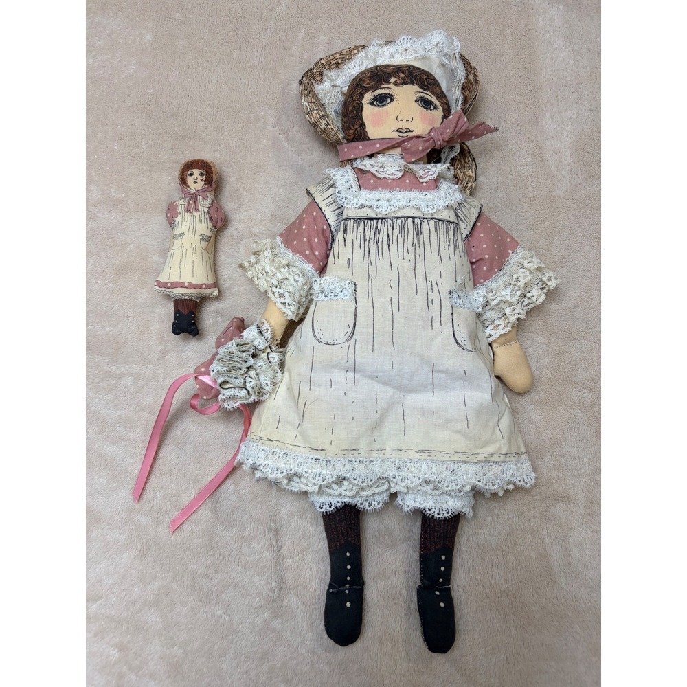 Vintage Lithograph Mama Wood Doria 16" 3 Layers Clothes with Mini Doll